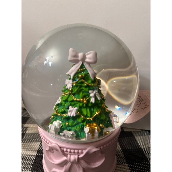 New Sugar & Snow Christmas Tree Snow Glob LED, Pink Bow Base. - Picture 3 of 4